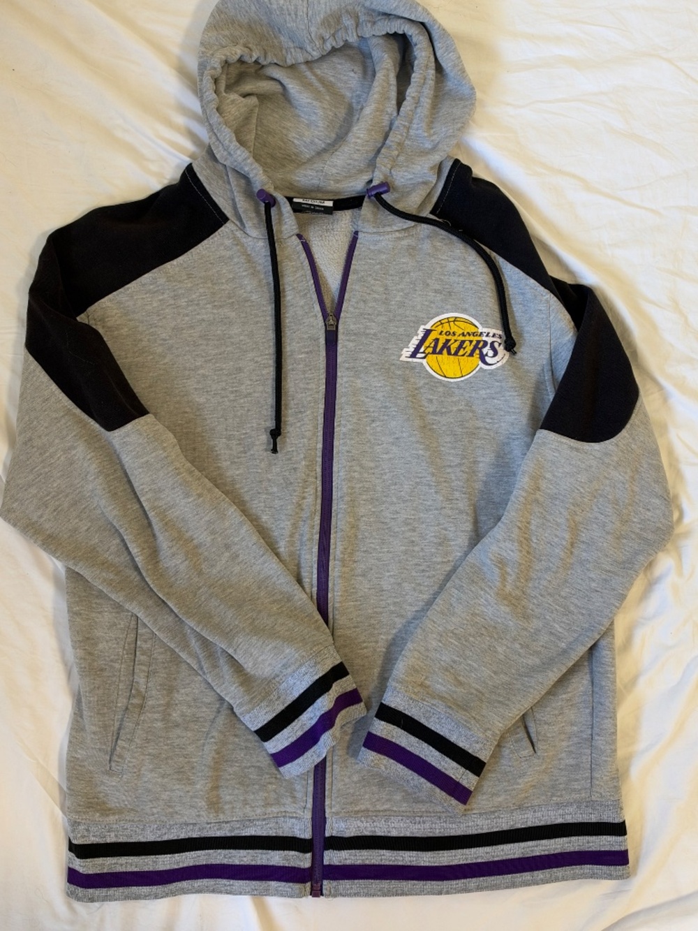 NBA Los Angeles Lakers Basketball Men's Hoodie Sweater Size Medium